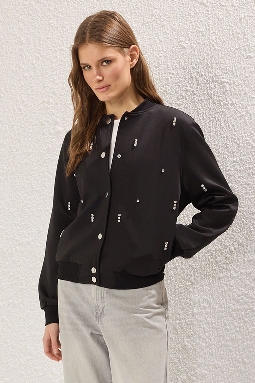 TRENDYOLMILLA Siyah Regular Tas Detayl? Bomber Ceket Mont TWOSS25MO00035