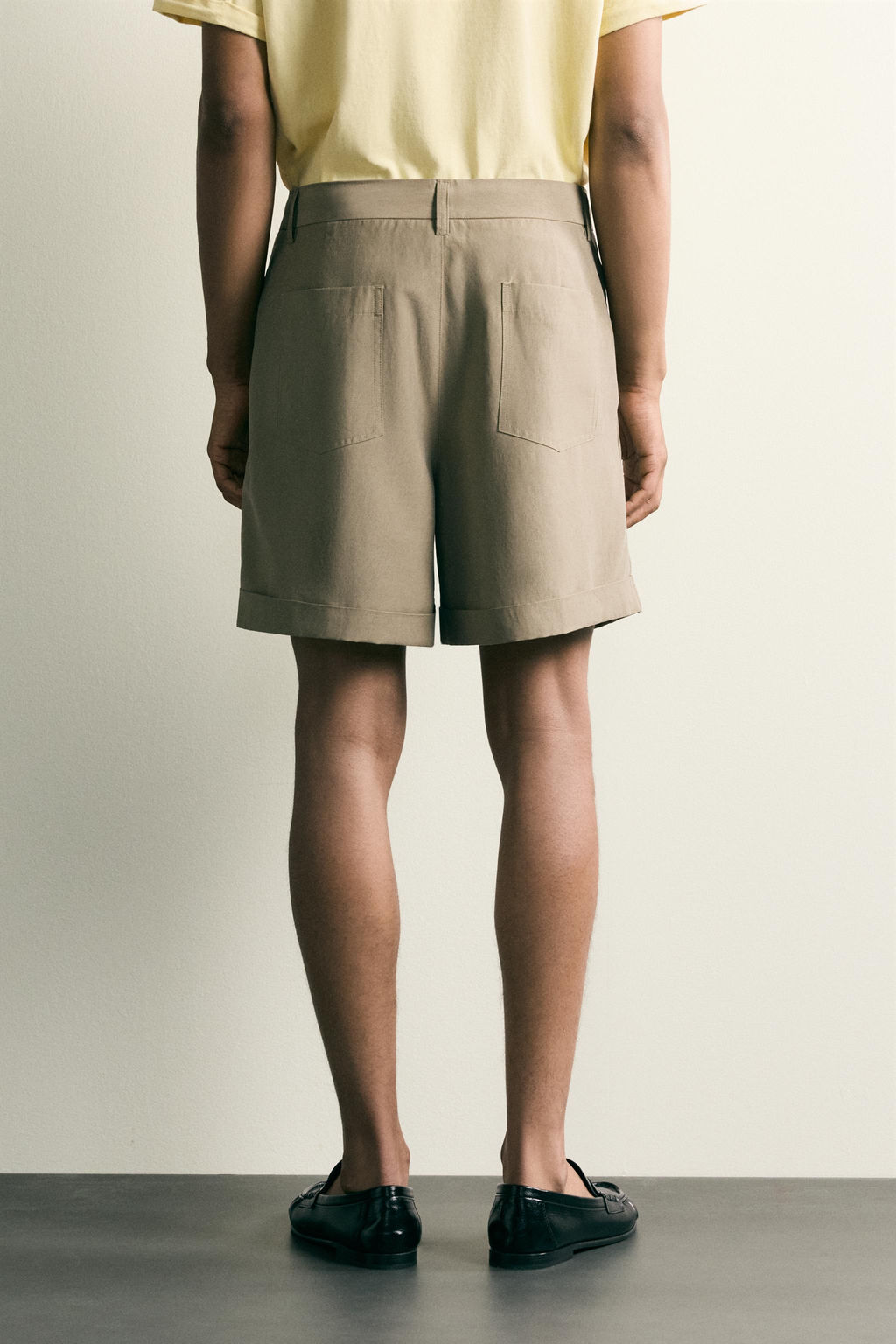 BERMUDA FLUIDA RELAXED FIT PLIEGUES / Beige - Zara фото 3