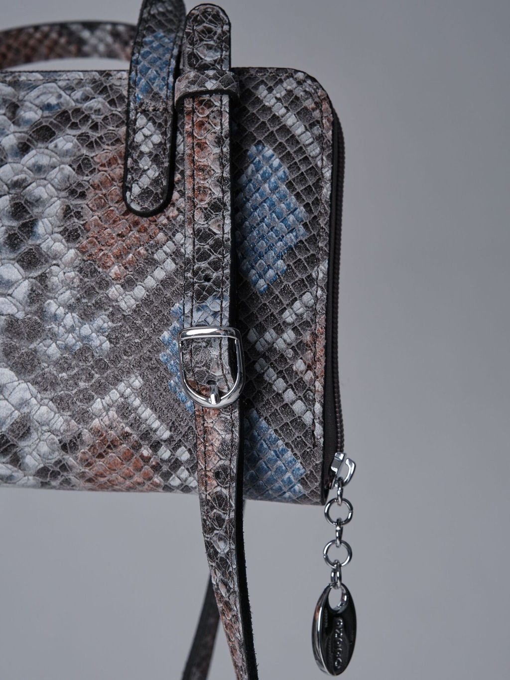 Сумка кожаная Azaro 30850 питон-адамантин