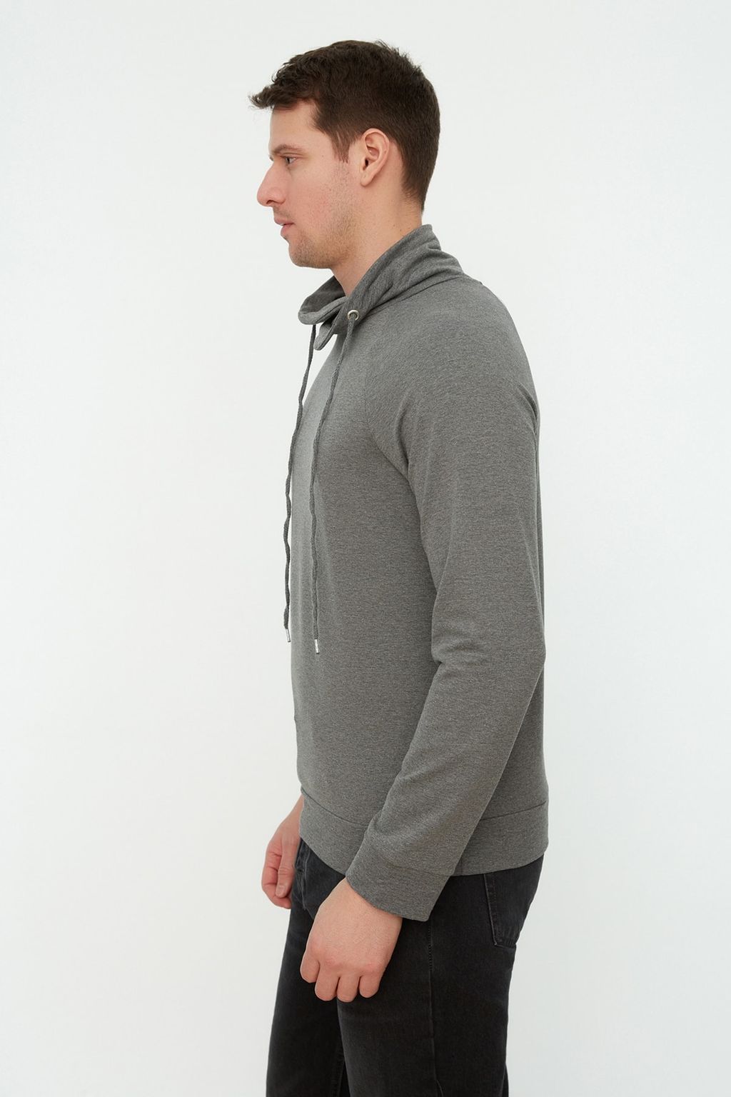 Antrasit Regular/Normal Kesim Degaje Yaka Uzun Kollu Sardonsuz Sweatshirt TMNAW21SW0302