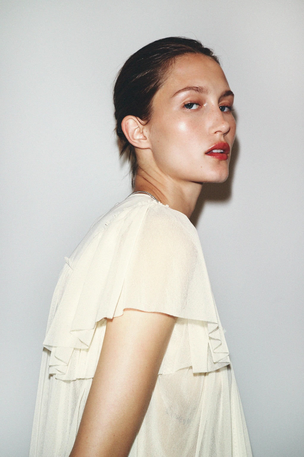EMBROIDERED FLUID TOP - Zara фото 3