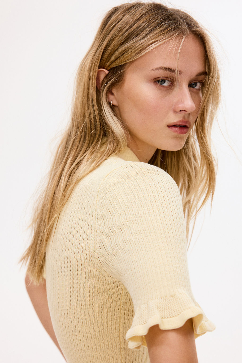 Top en punto de canal? con cuello camisero - H&m фото 6