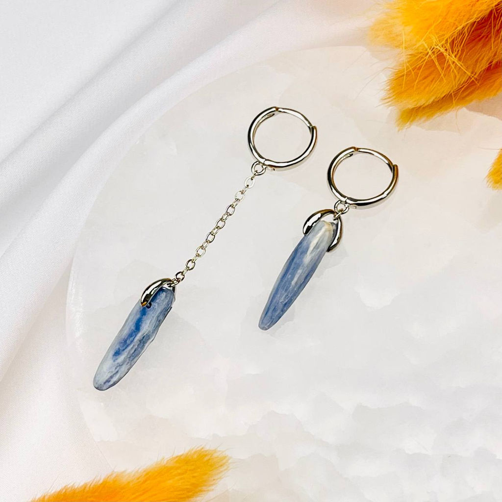 Серьги из Кианита