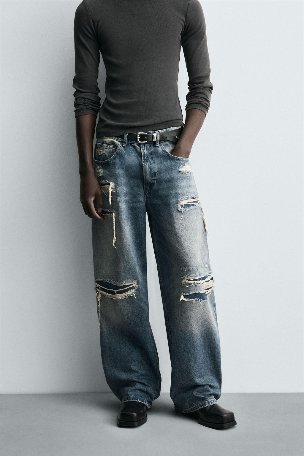 RIPPED BALLOON FIT JEANS - Zara фото 2