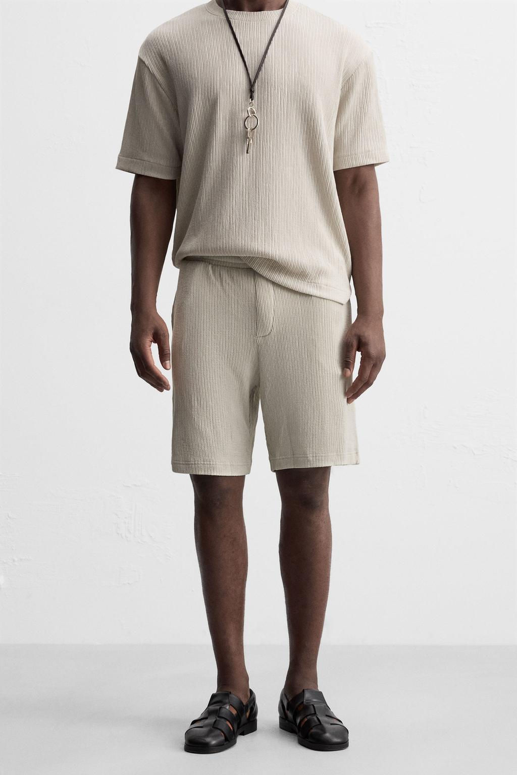 IRREGULAR TEXTURED BERMUDA SHORTS - Zara фото 2