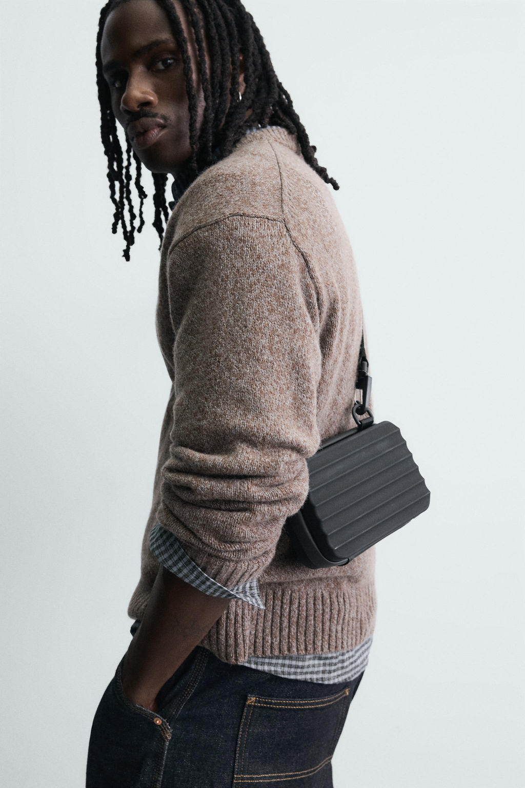 RIGID CROSSBODY BAG - Zara фото 10