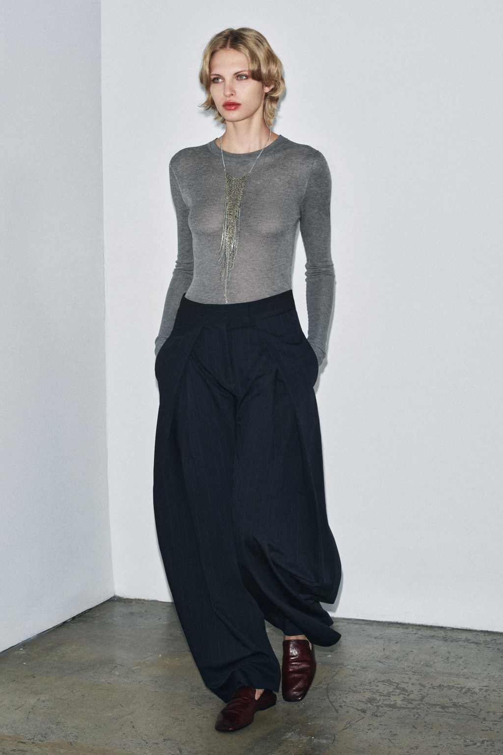 EXTRA FINE KNIT TOP