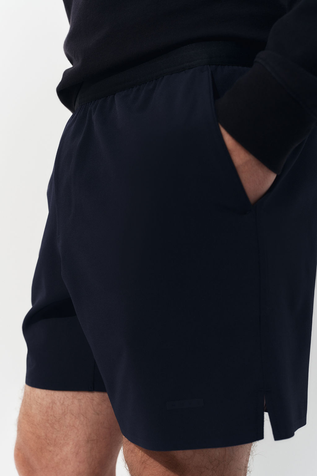 Pantal?n corto de tenis con DryMove Regular Fit - H&m фото 6