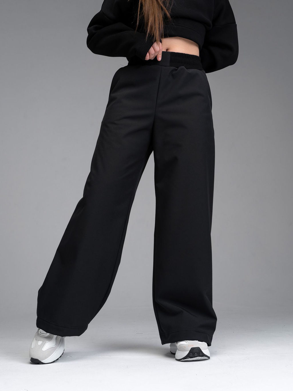 Брюки черные