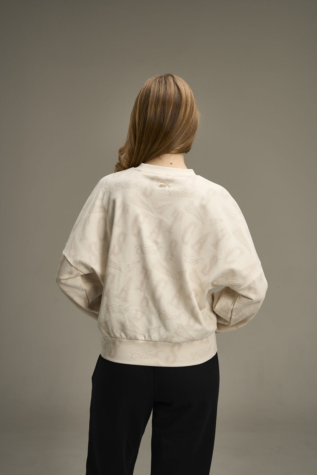 Свитшот Белый - Anta фото 2