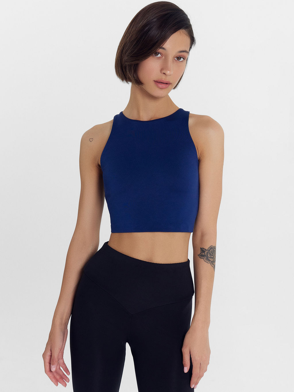 Топ женский спортивный в синем оттенке ночной синий 302944 - Mark formelle фото 2