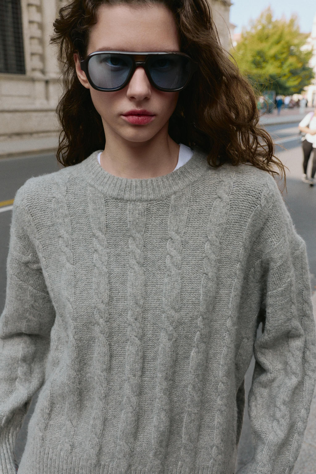 SOFT CABLE KNIT JUMPER - Zara фото 3
