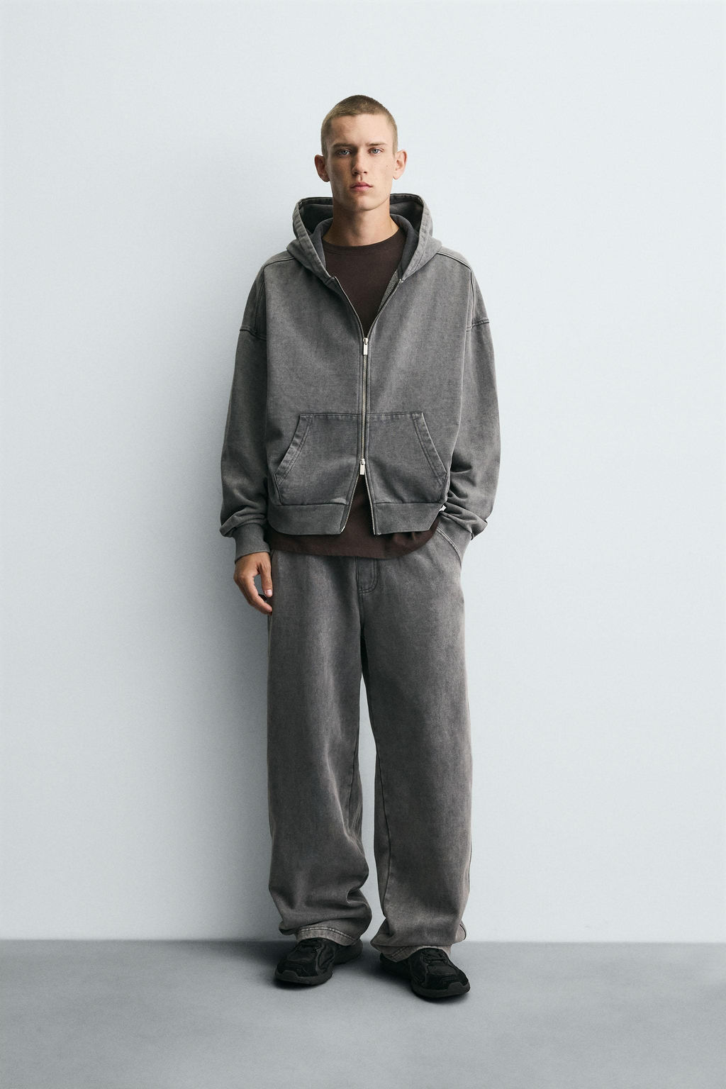 WASHED ZIP HOODIE