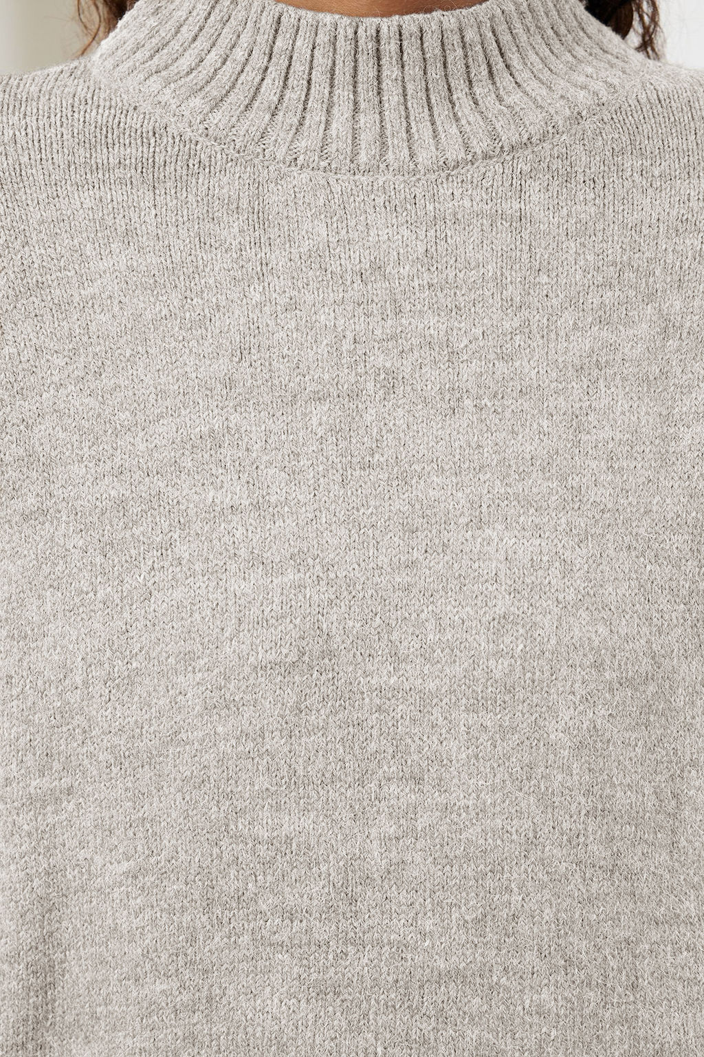 Tas Genis Kal?p Yumusak Dokulu Triko Kazak TWOAW25KZ00168