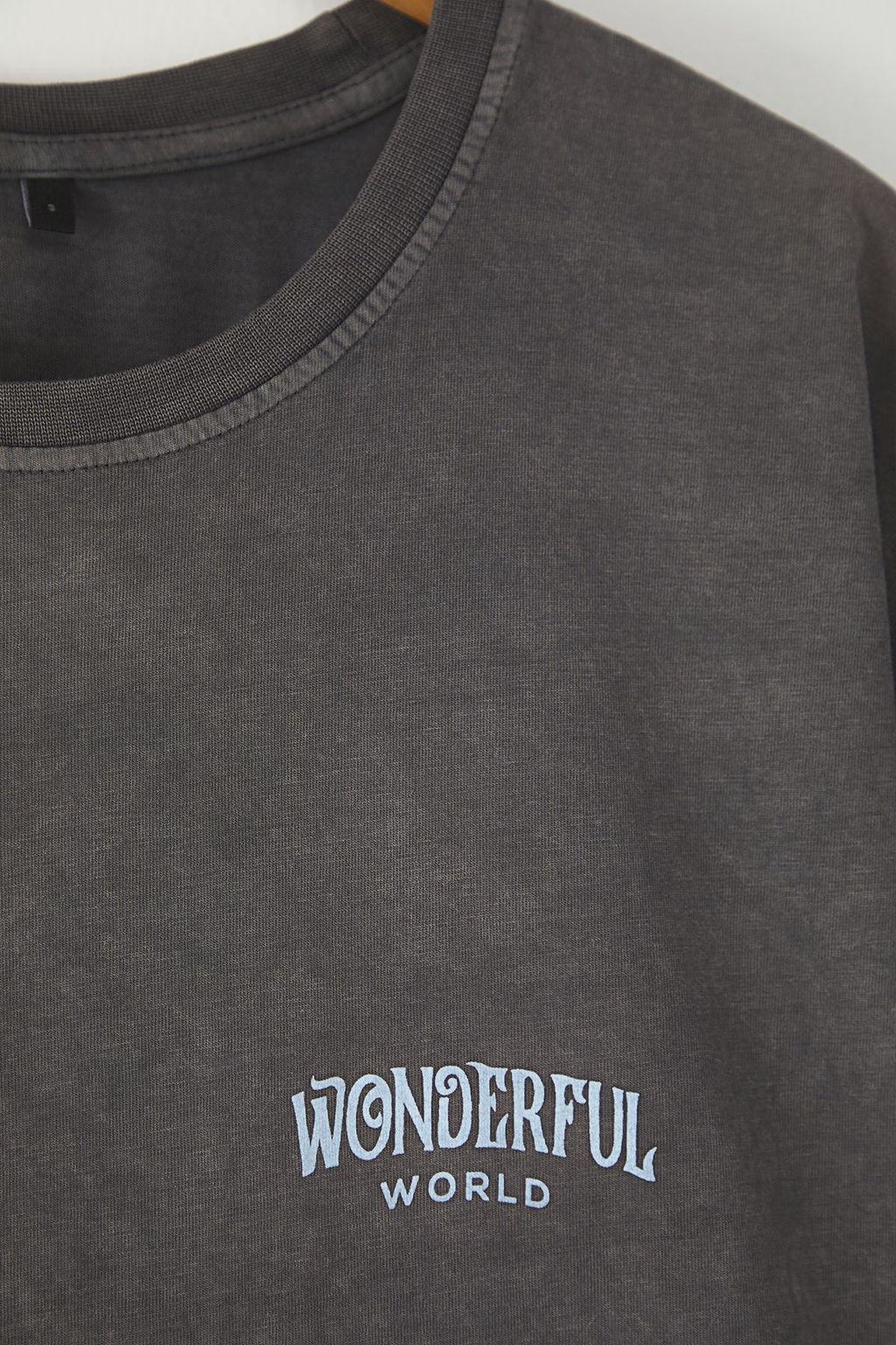 TRENDYOL MAN Antrasit Oversize/Genis Kesim Eskitme/Soluk Efekt Galaksi Bask?l? T-Shirt TMNSS25TS00102 - Trendyolmilla фото 7