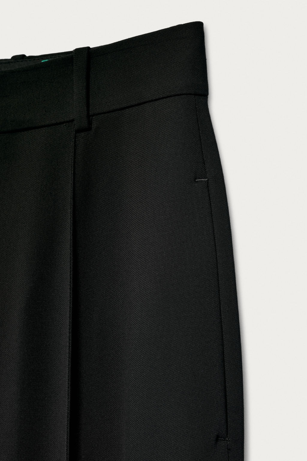 PANTAL?N CAPRI MARISA BERENSON X ZARA / Negro
