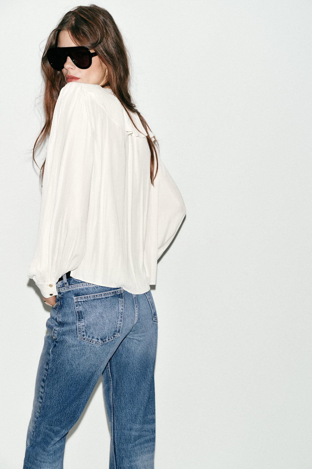 SATIN BLOUSE WITH RUFFLES AND SHOULDER PADS - Zara фото 6