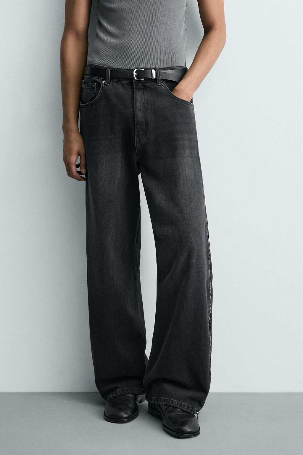JEANS FLARE FIT CREMALLERAS / Carb?n - Zara фото 2
