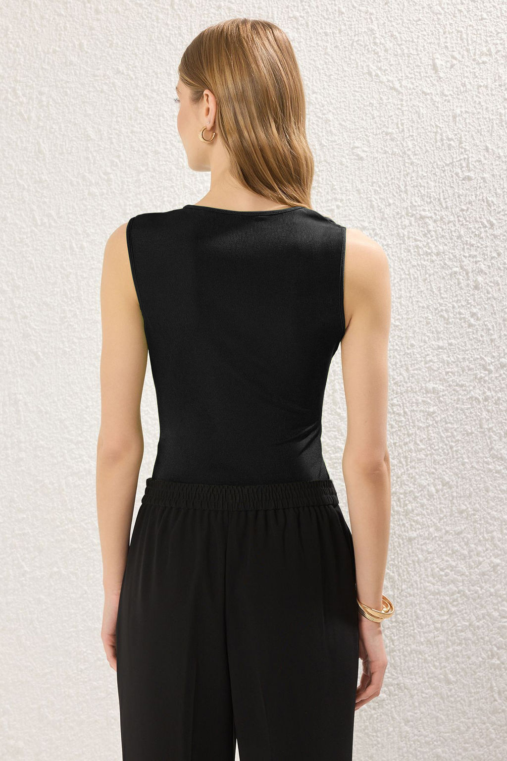 Siyah S?f?r Kol Buzgu Detayl? Bisiklet Yaka Alttan C?tc?tl? Orme Body TWOSS25BD00021