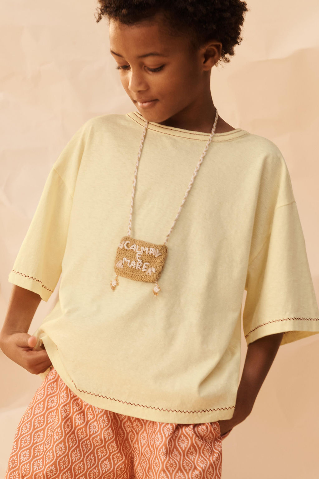 CAMISETA PESPUNTES FLOR BORDADA ALGOD?N LINO LIMITED EDITION / Vainilla - Zara фото 3