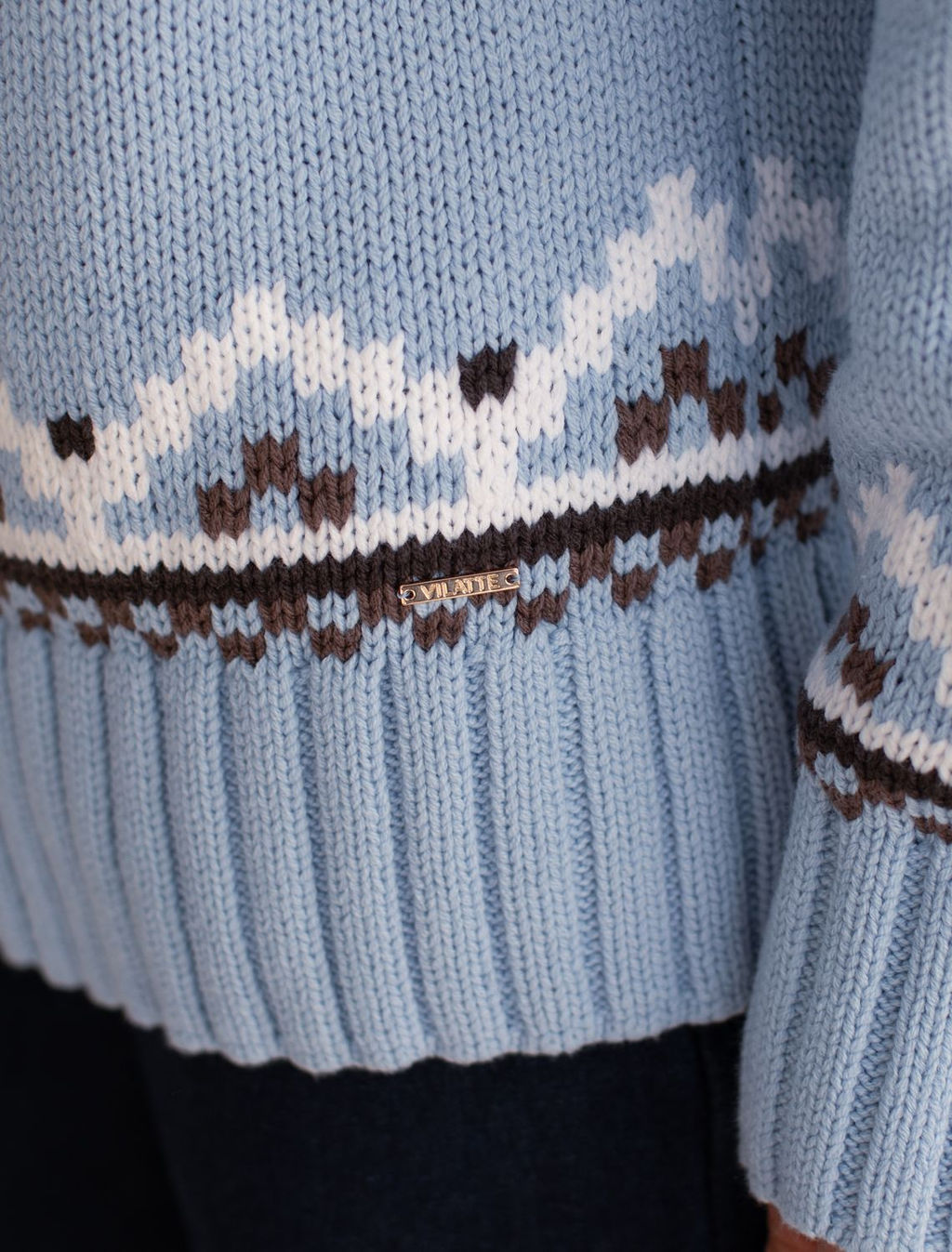Свитер фактурной вязки из хлопка с акрилом - Vilatte фото 4