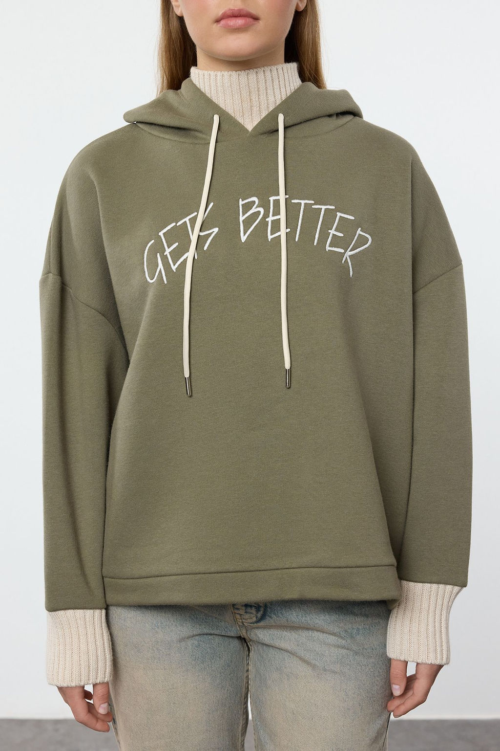 Haki Kal?n Ici Polarl? Triko Bant Detayl? Kapusonlu Orme Sweatshirt TWOAW22SW1806