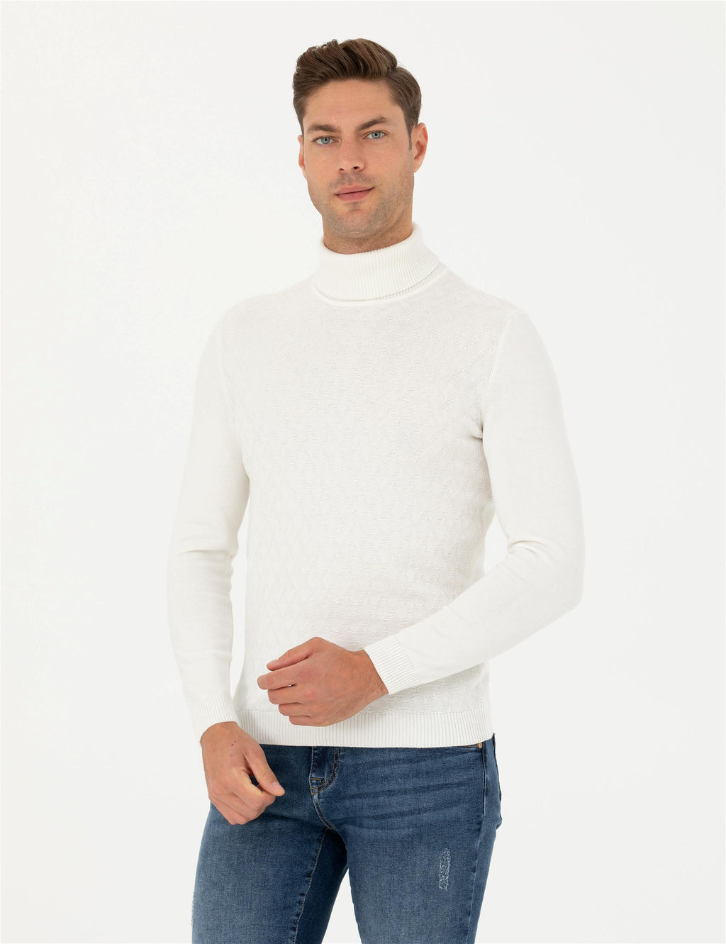 Ekru Slim Fit Bal_k__ Yaka Triko Kazak