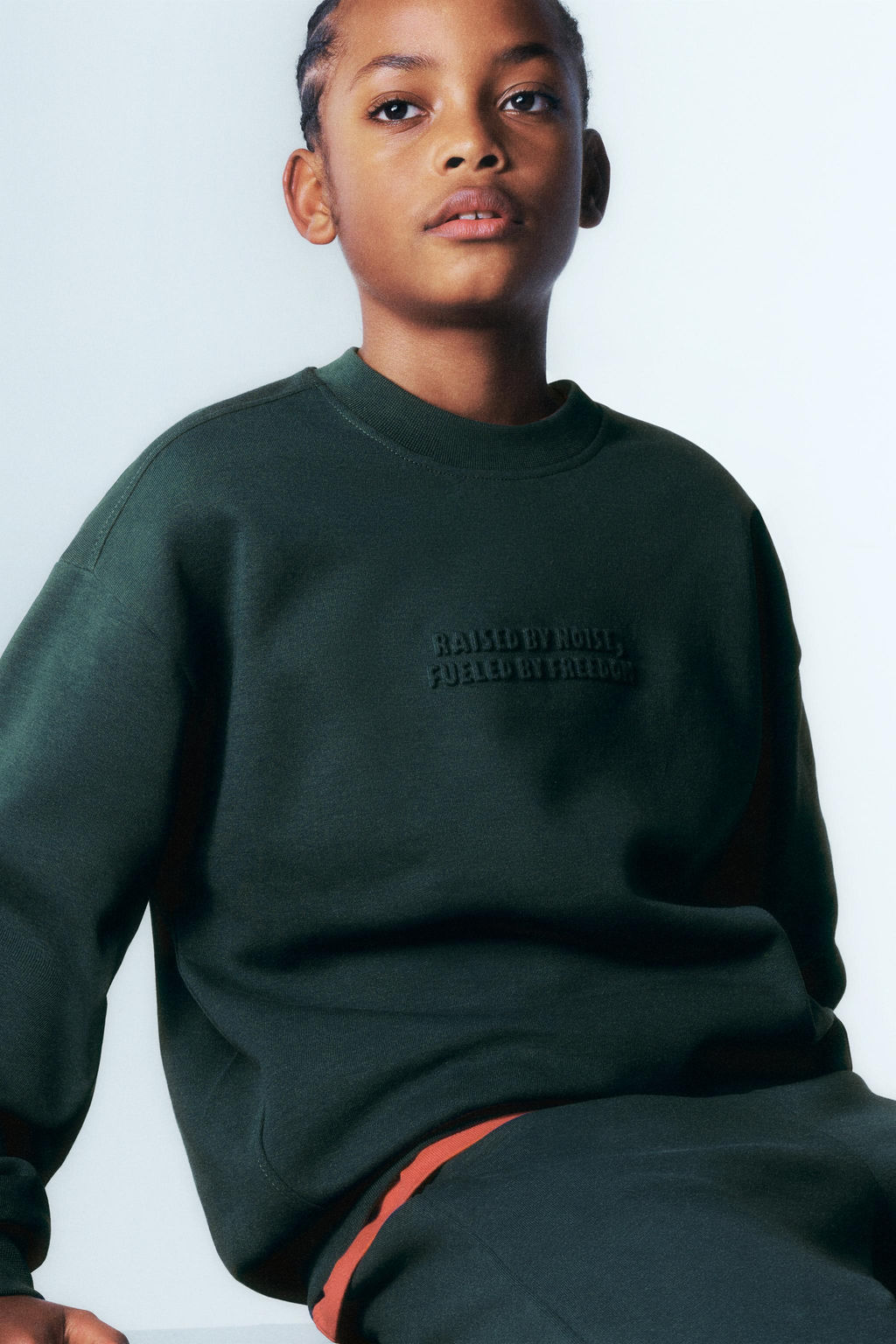 EMBOSSED TEXT INTERLOCK SWEATSHIRT AND JOGGER SET - Zara фото 9