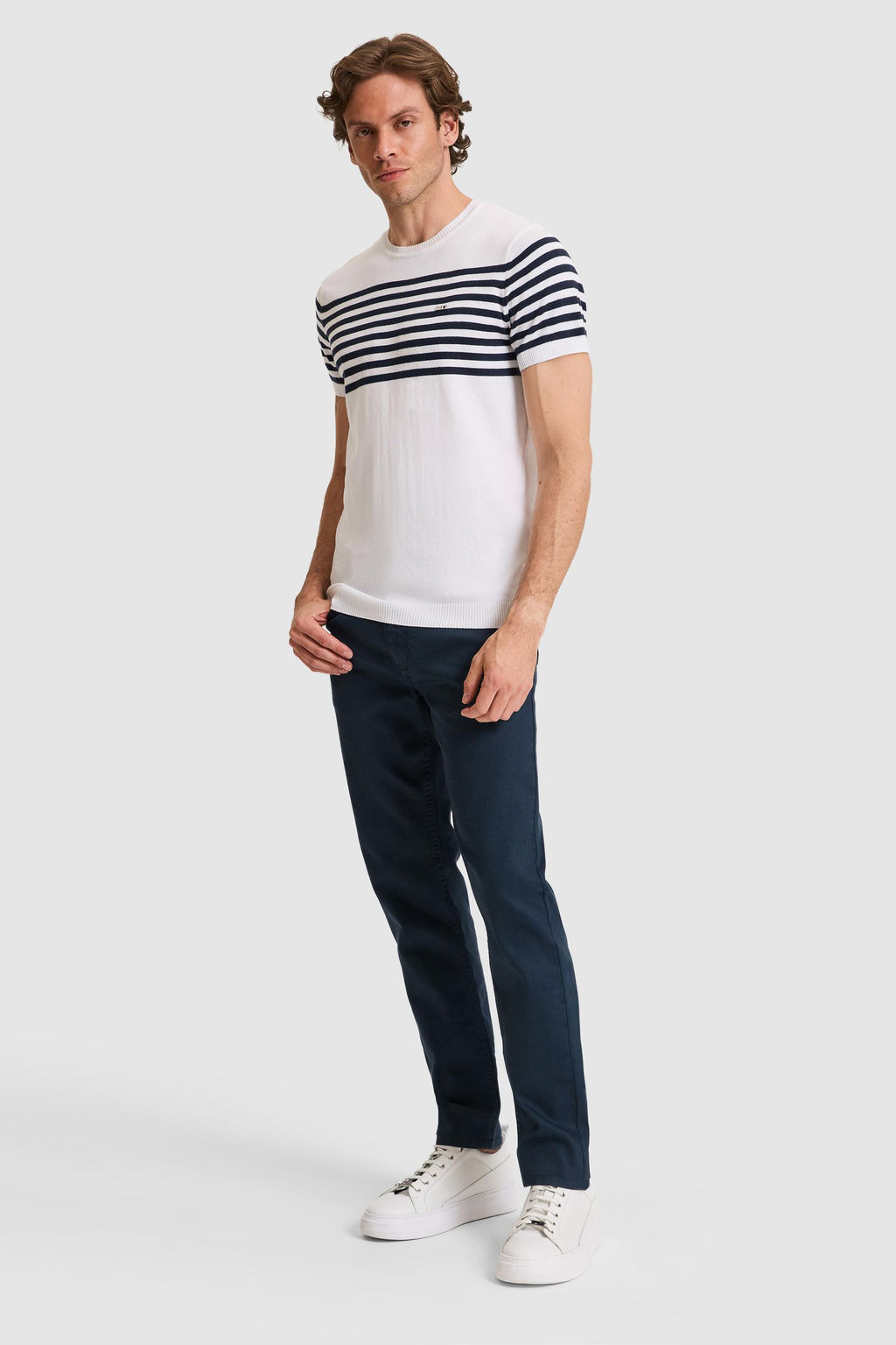 Erkek Slim Fit Bisiklet Yaka Beyaz Triko Ti__rt