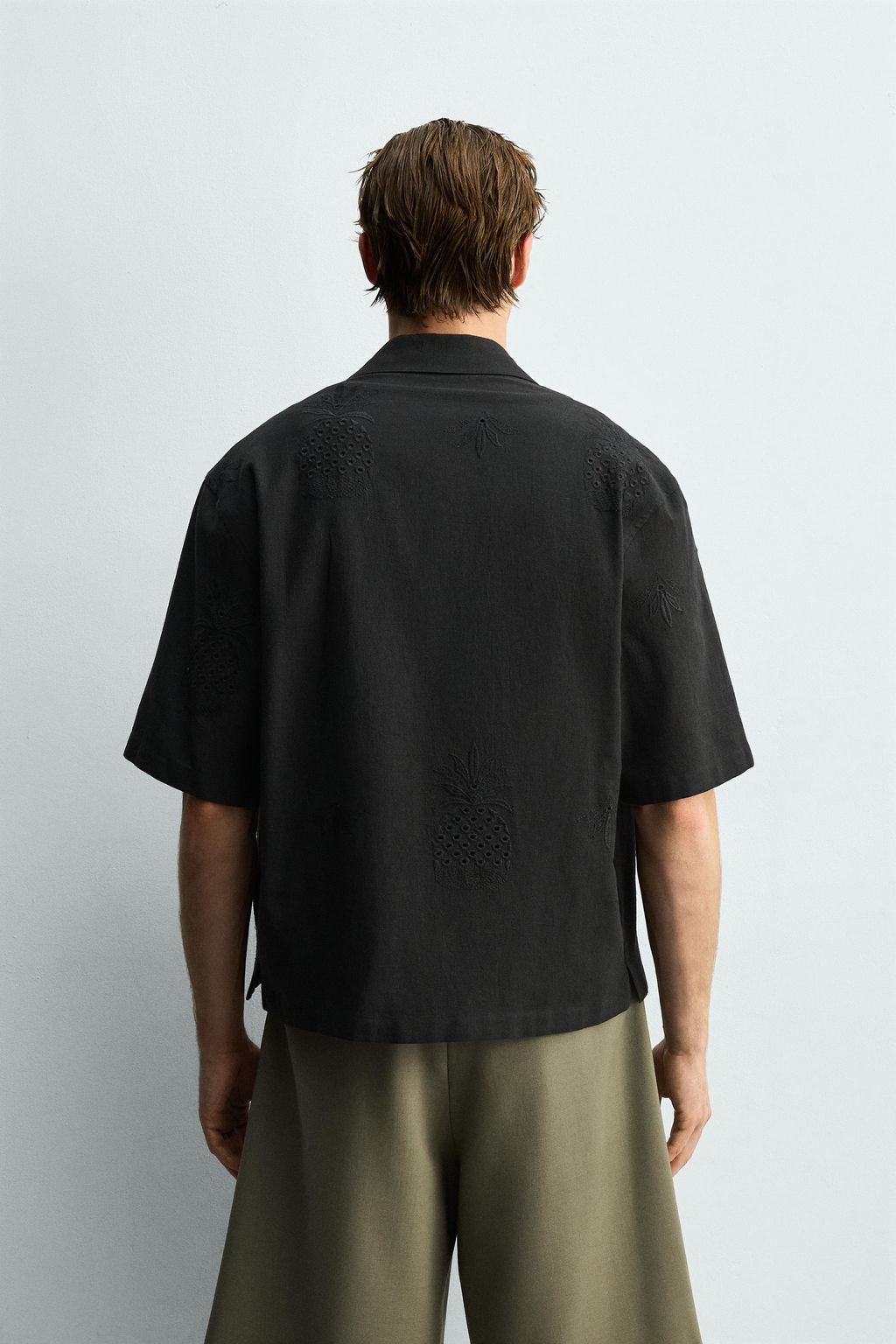 CAMISA PERFORADOS BORDADOS / Negro - Zara фото 3