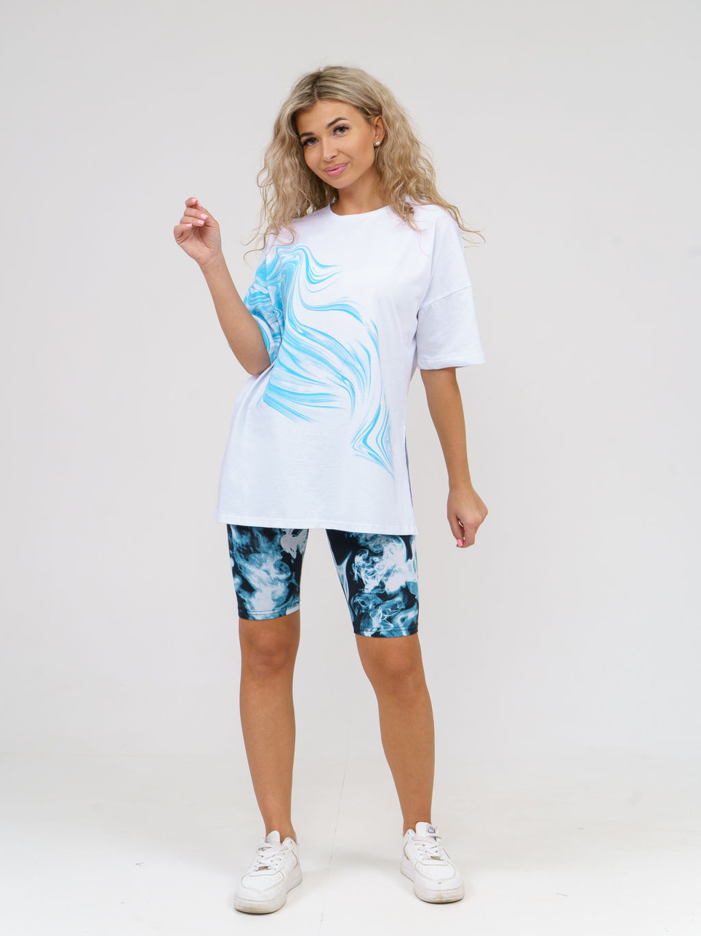 910 Костюм "белый/голубой"