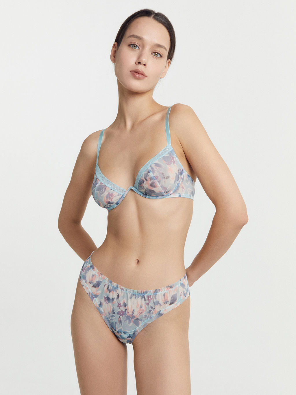 Бюстгальтер женский мятно-зеленый с крупными цветами крупные цветы на мятном 512520 - Mark formelle фото 4