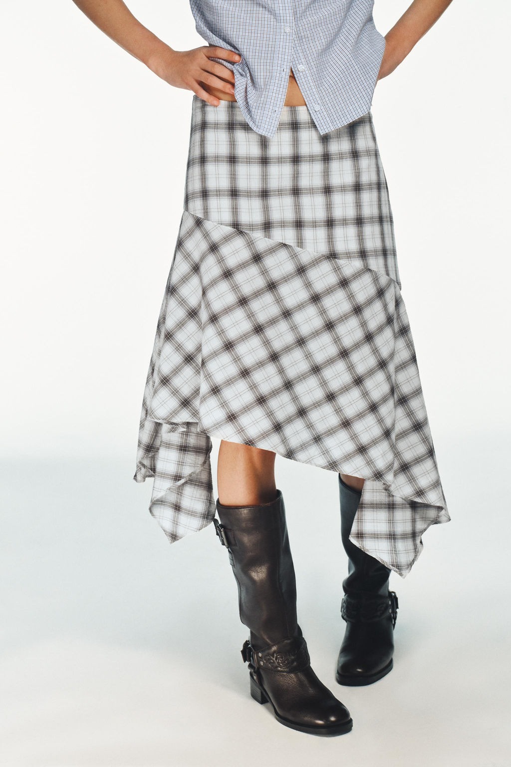 ASYMMETRIC CHECK SKIRT - Zara фото 2