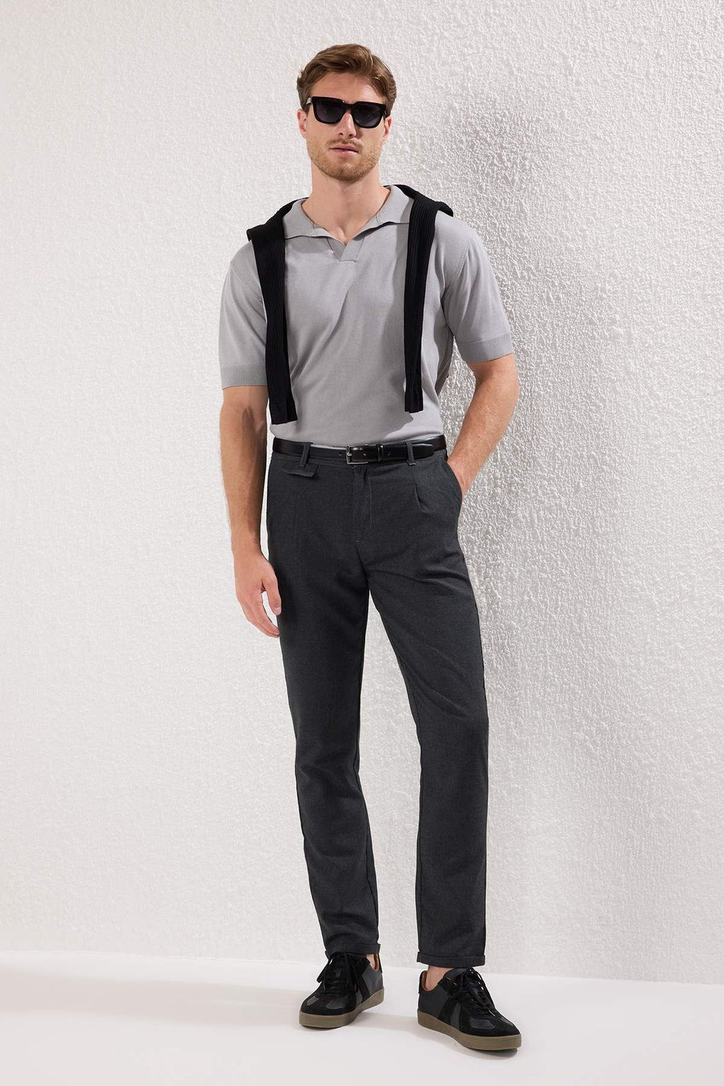 TRENDYOL MAN Siyah Italyan Kesim Pileli Klasik Duble Paca Kumas Pantolon TMNSS24PL00022 - Trendyolmilla фото 37