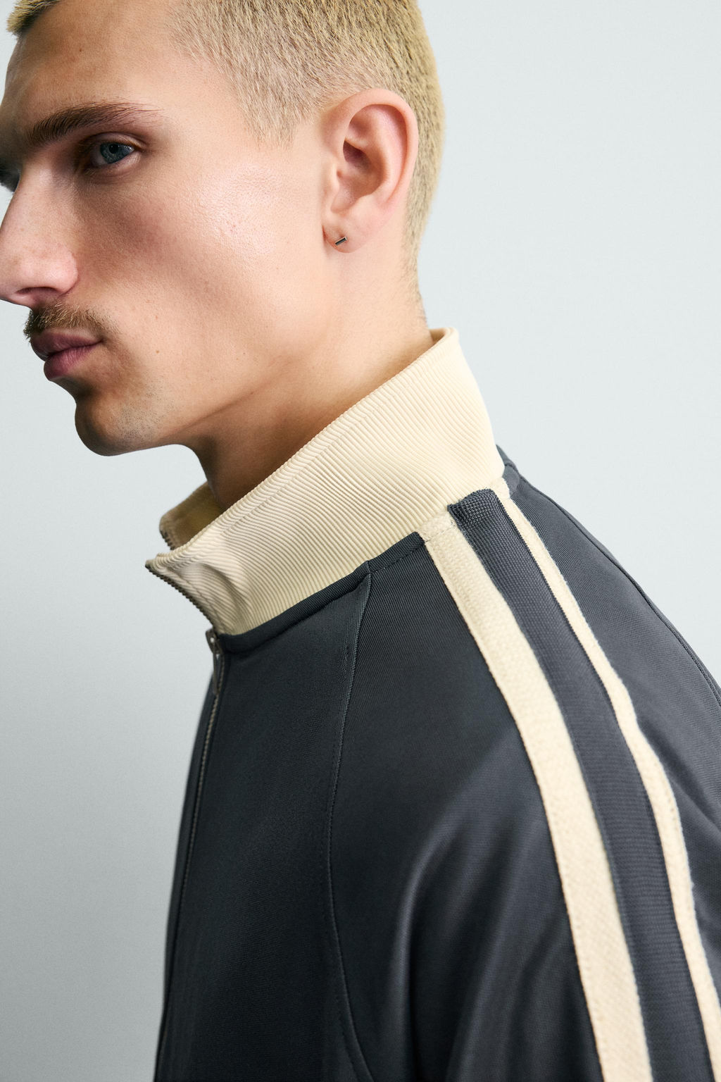 ZIP-UP SWEATSHIRT WITH STRIPES - Zara фото 14