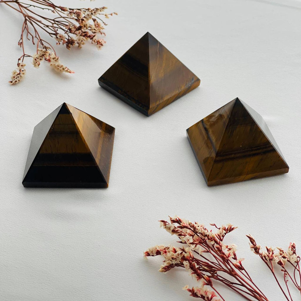 Пирамида из Тигрового глаза