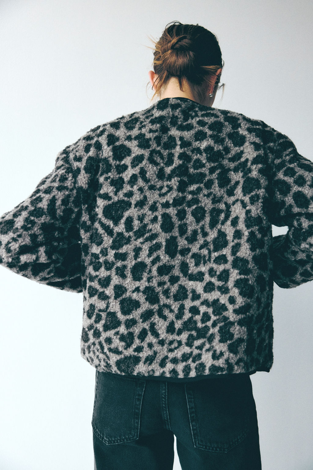 Chaqueta estampada en borreguito - H&m фото 7