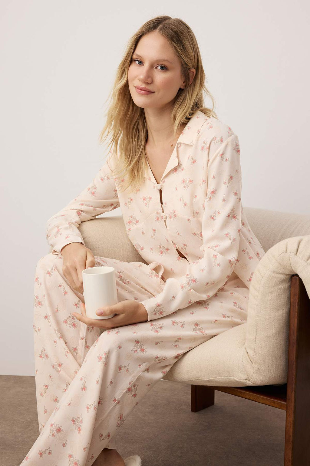 Cok Renkli Cicekli Shally Dokuma Pijama Tak?m? THMAW26PT00104