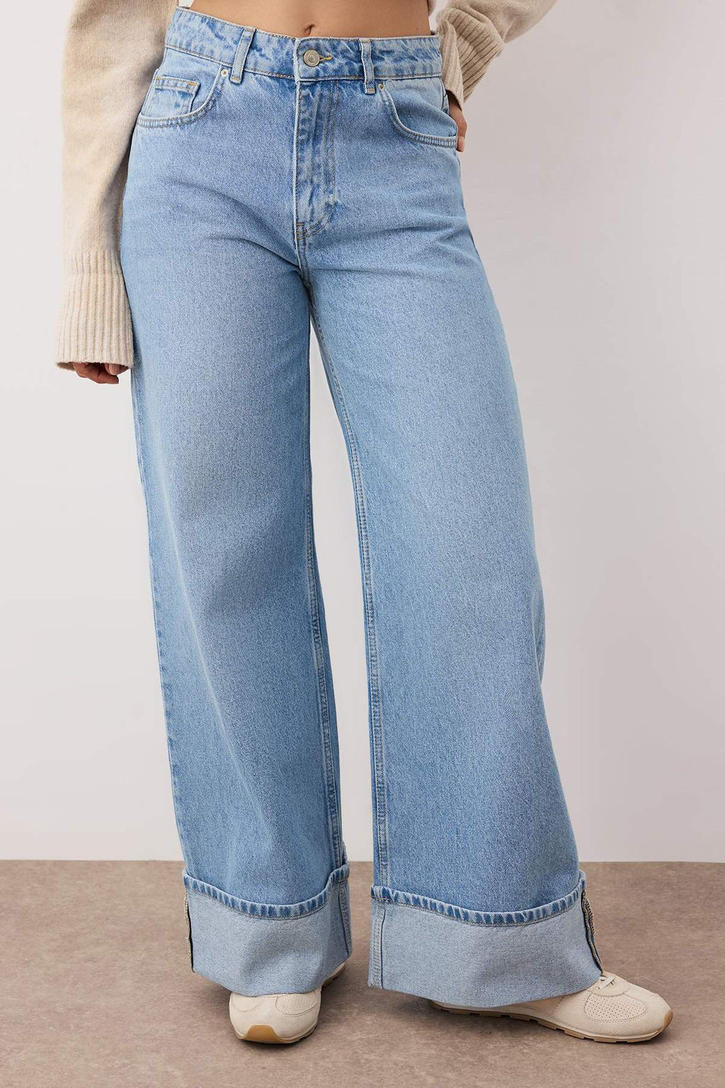 Koyu Mavi Paca Katlamal? Normal Bel Wide Leg Jeans TWOAW26JE00011 - Trendyolmilla фото 10