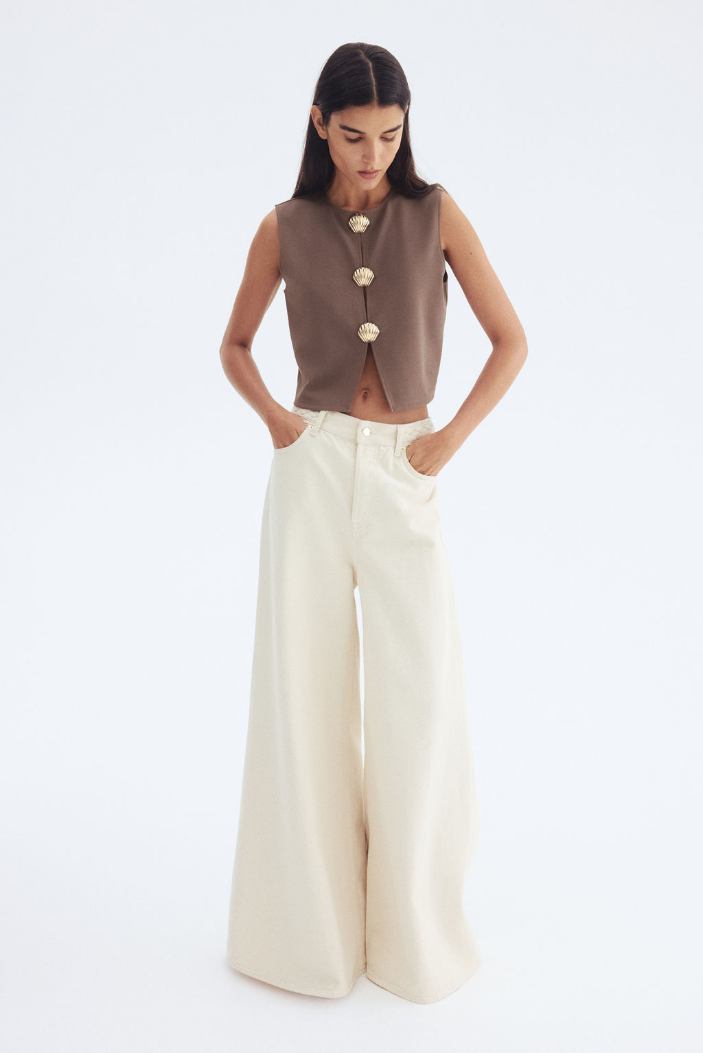 Top con botones decorativos - H&m фото 3