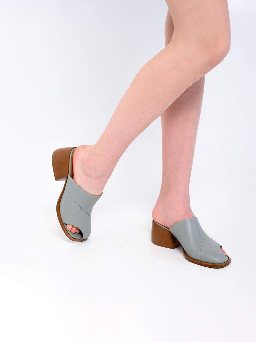 Сабо 5300.23663be.Авокадо лион+коричневый