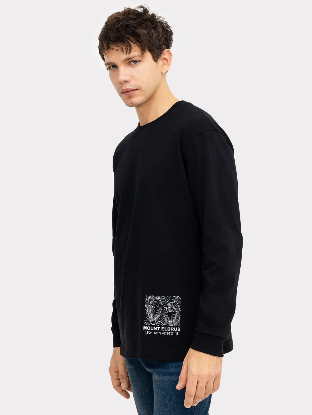 Лонгслив мужской в черном цвете с печатью черный +печать 121811/1