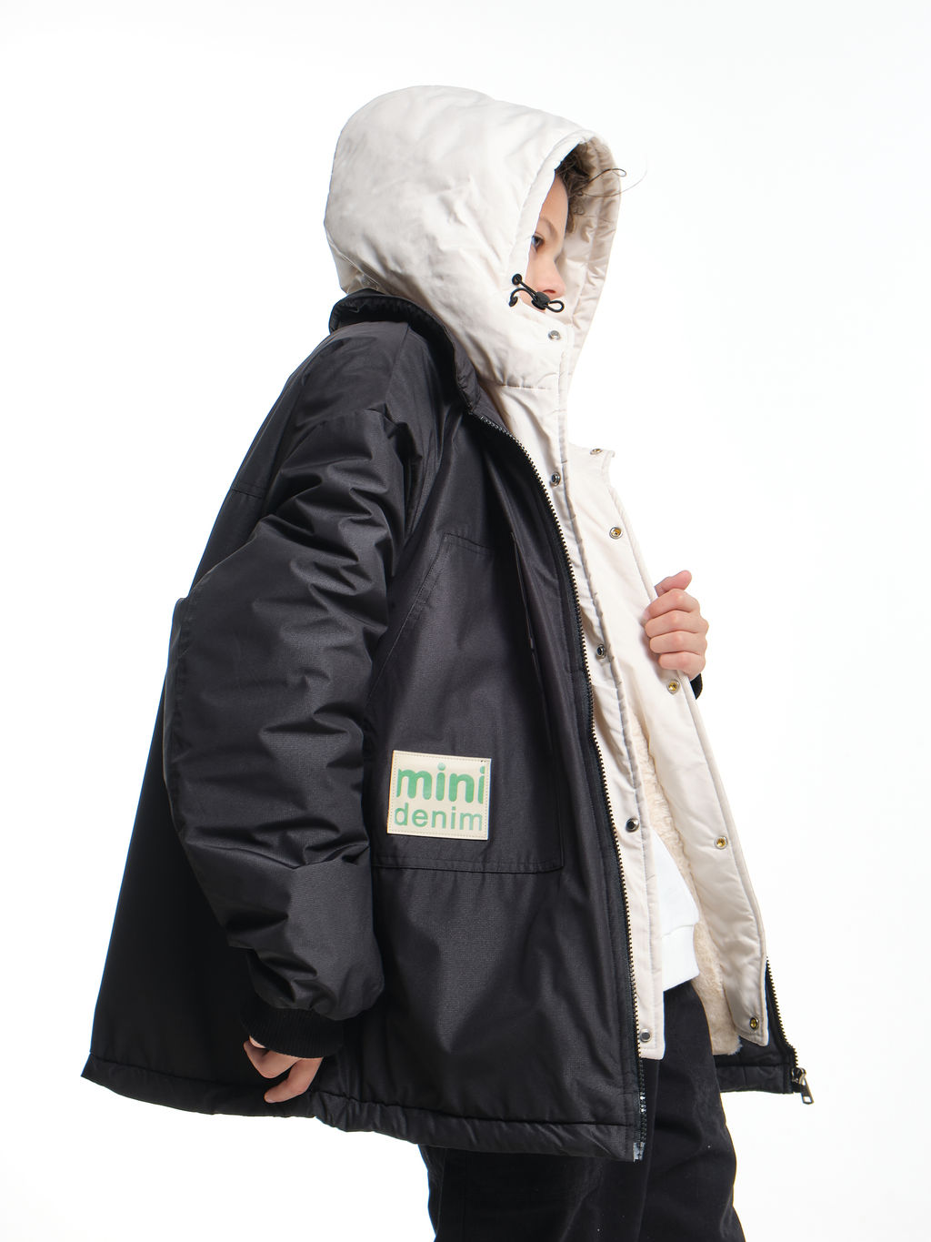 Куртка для мальчика утепленная 33-8215 черный