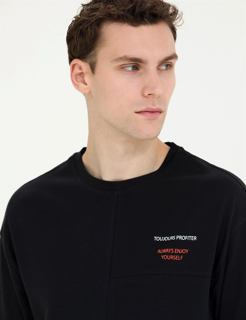 Siyah Regular Fit Bisiklet Yaka Ti__rt