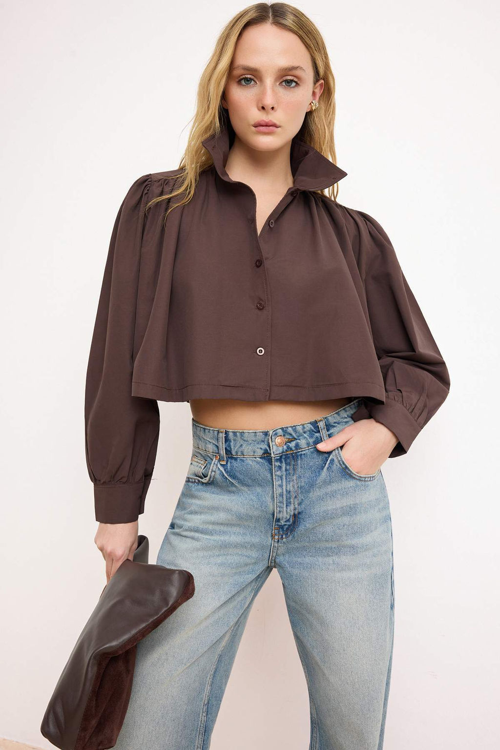 Kahverengi Buzgulu K?sa/Crop Kesim Gomlek TWOSS26GO00137 - Trendyolmilla фото 2