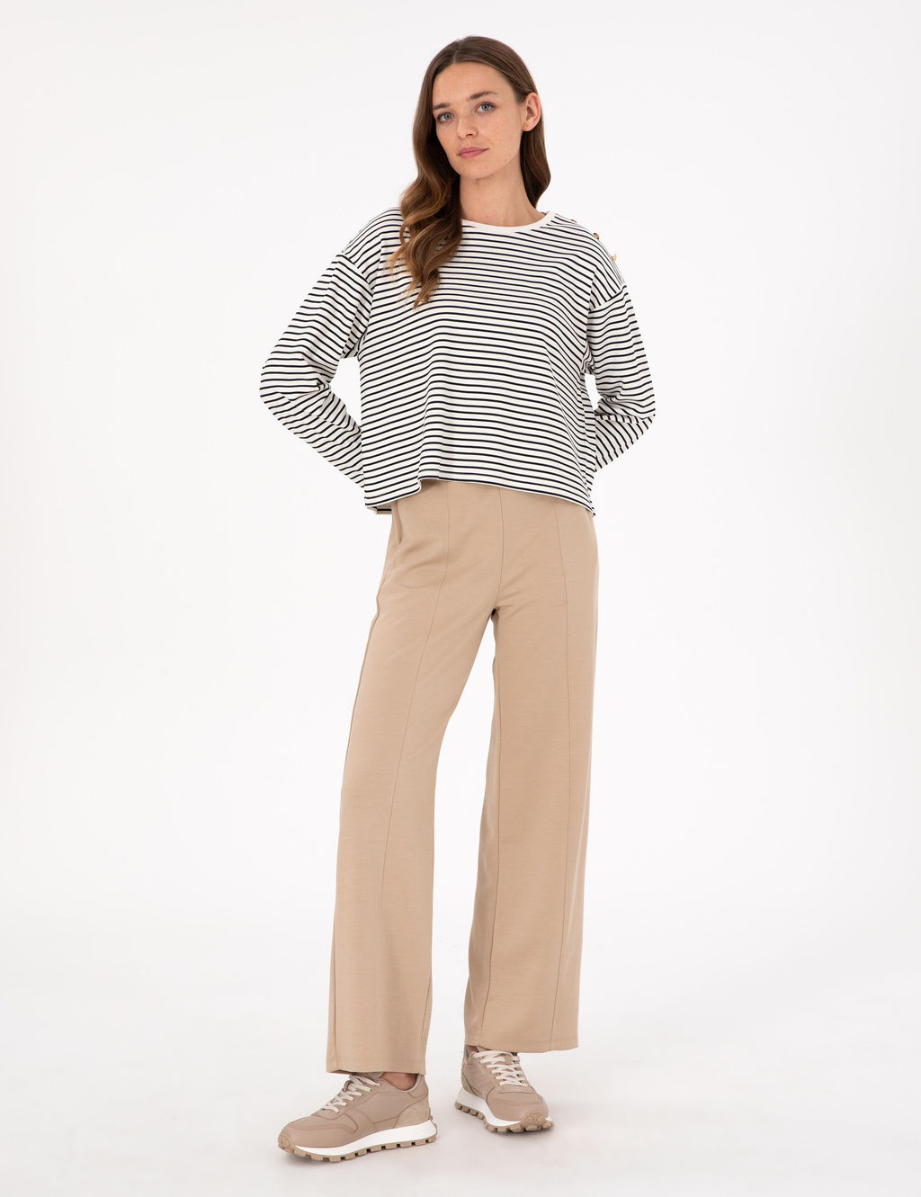 Bej Loose Fit E_ofman Alt_