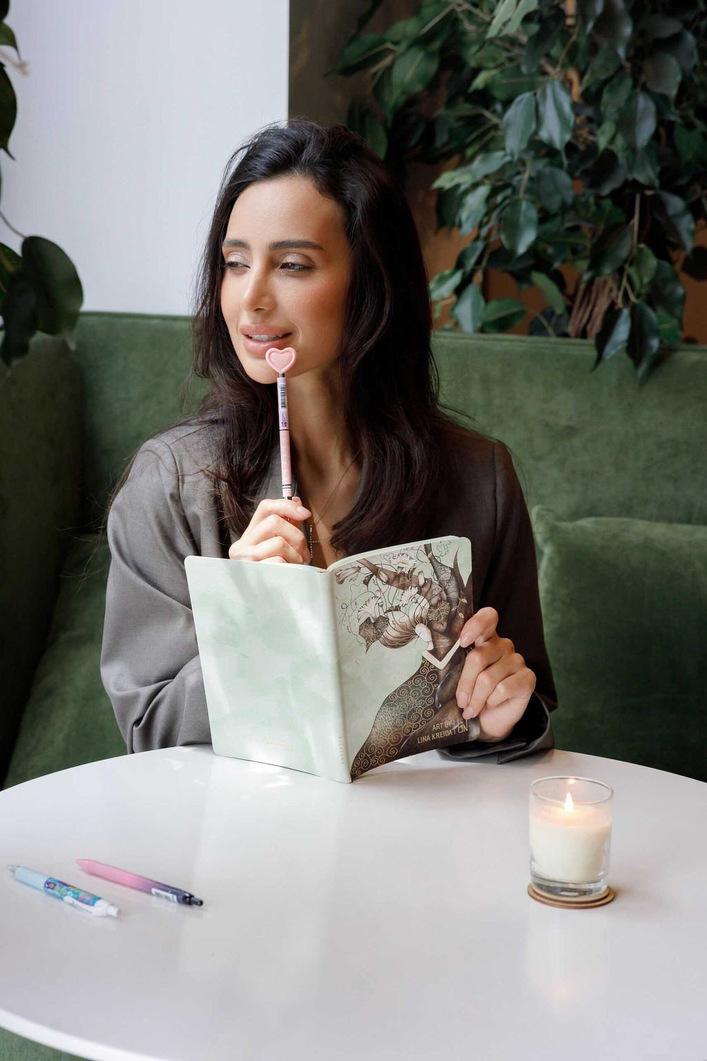 Ежедневник недатированный ESCALADA, by LINA KREIDA, А5, 120 л., арт. 64012/ 15 ЗЕМЛЯ  фото 2