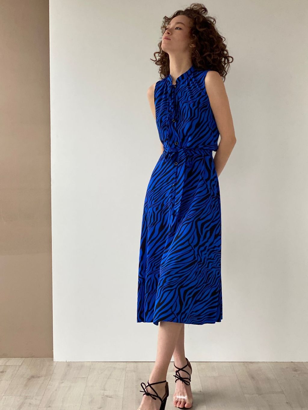 Платье, как из к/ф Красотка, синее с принтом - Martichelli фото 17