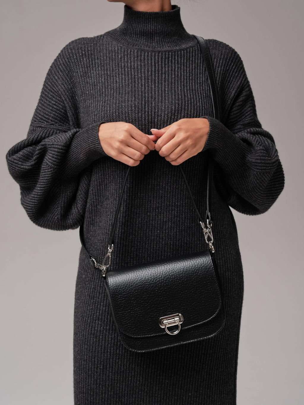 Сумка кожаная Azaro 30741 черный соло