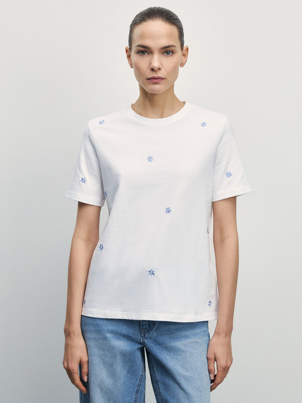 Футболка с вышивкой / Zarina  фото 3